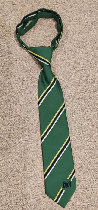 Вратовръзка от униформата на ОУ " Йордан Йовков" - гр. Варна