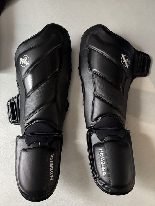 Протектори за крака - Hayabusa T3 Black