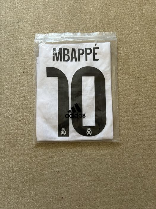 Real Madrid Mbappé Jersey 25/26 Kit Player Version