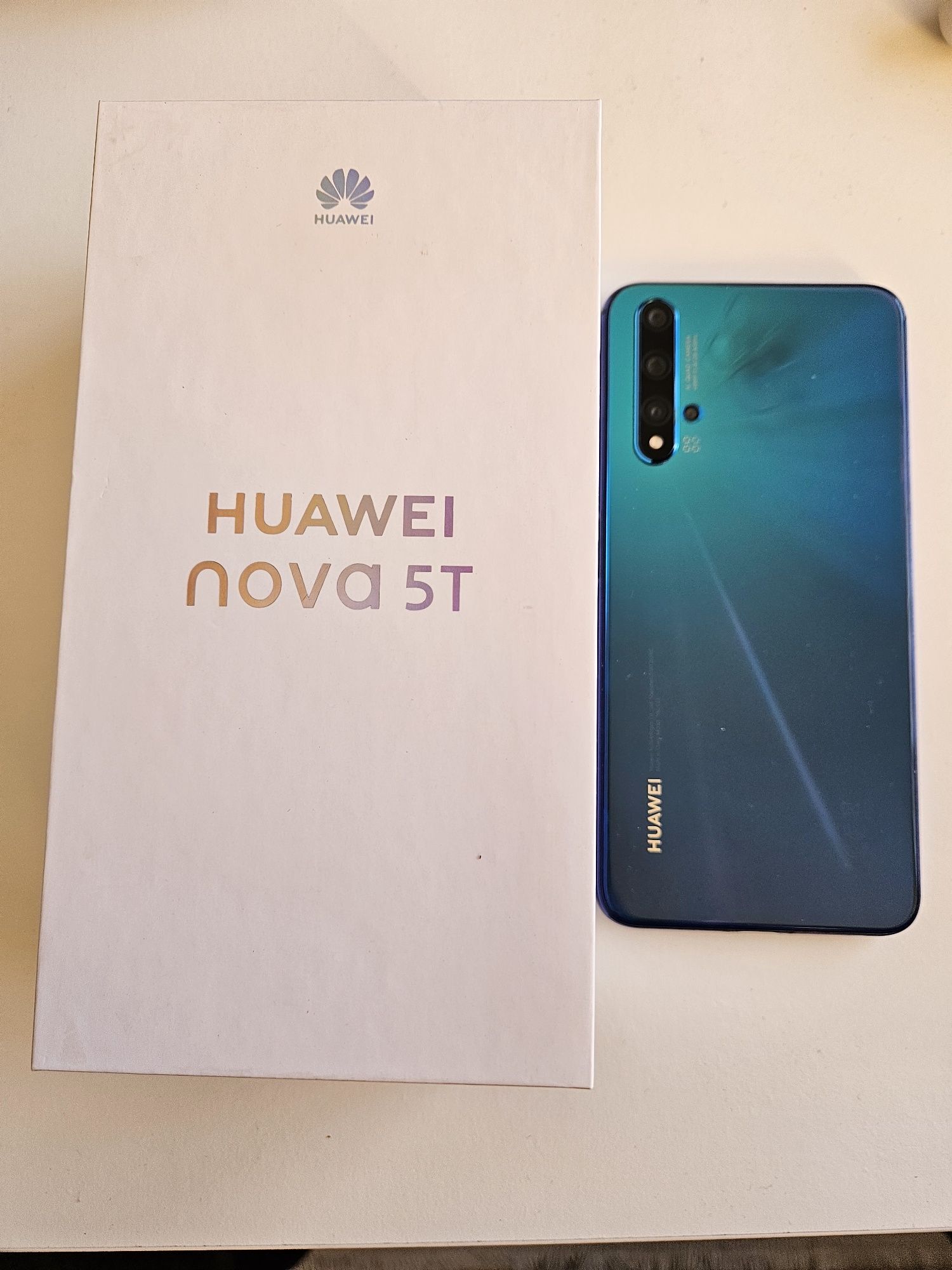 Huawei Nova 5T Crush Blue