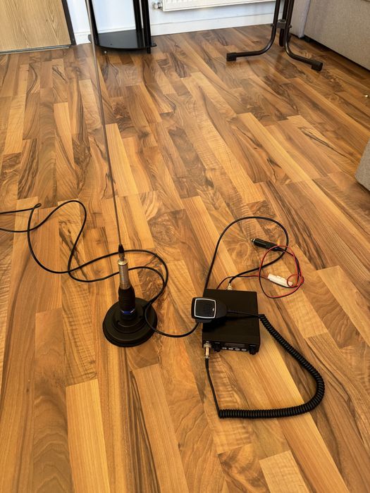 Statie radio cb tti antena Midland