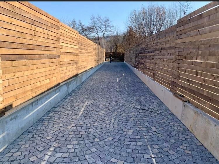 Piatră cubică nouă.