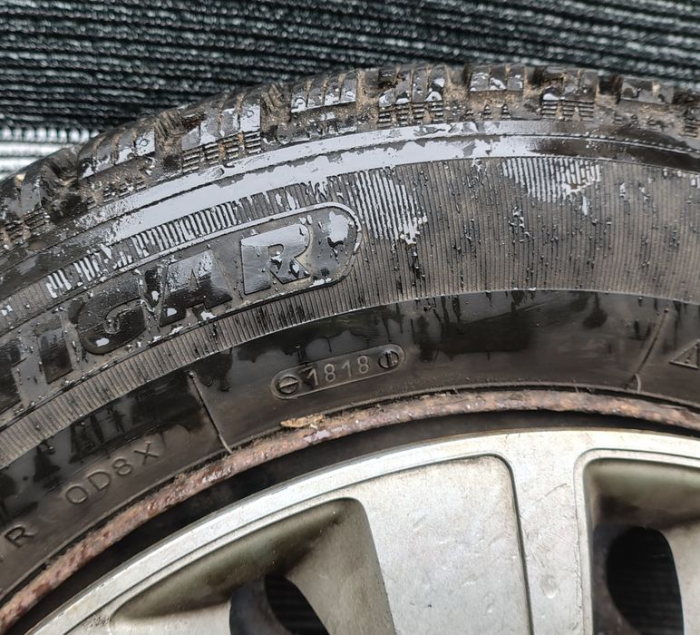 Vând 4 buc. roți iarnă 205/60R16