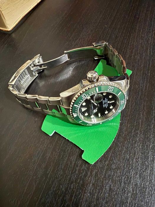 Seiko NH35 Automatic