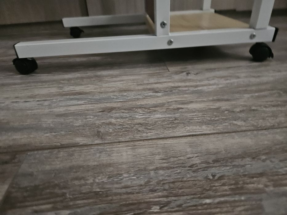 Помощна масичка за лаптоп