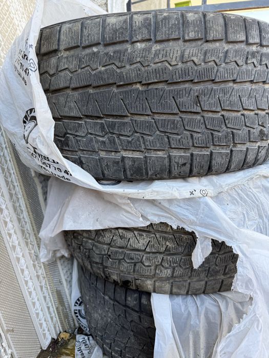 зимние шины 295/40/21 yokohama йокохама