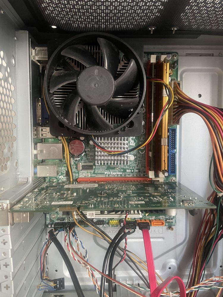 Нестареющая классика: Xeon 5430 4GB DDR2 GeForce 9500GT 1GB