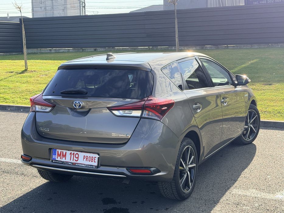 Toyota Auris 1.8 Hybrid