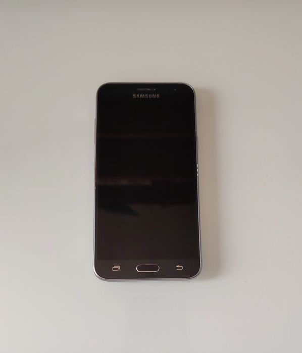 Telefon Samsung J3 2016