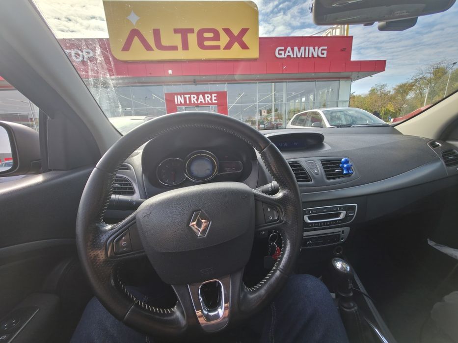 Renault Fluence 1.5 dci 110 cp