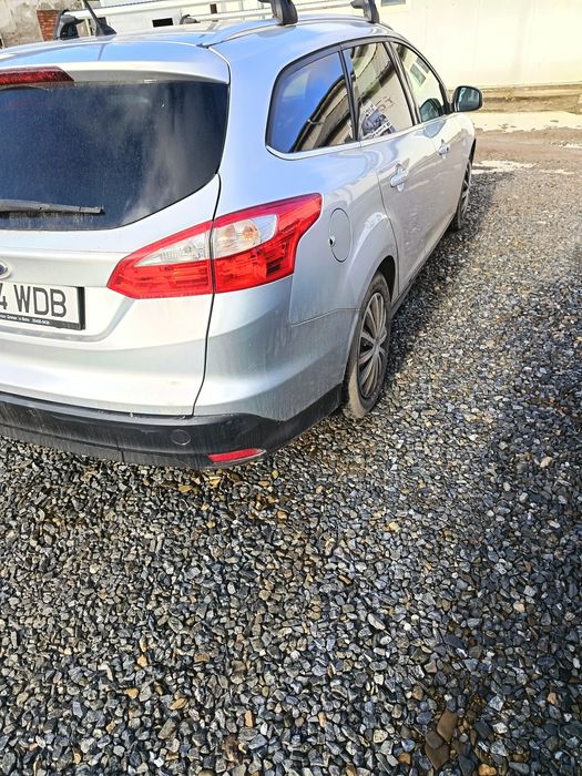 Vând Ford focus 1.6 diesel euro 5
