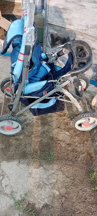 Коляски новые красивые