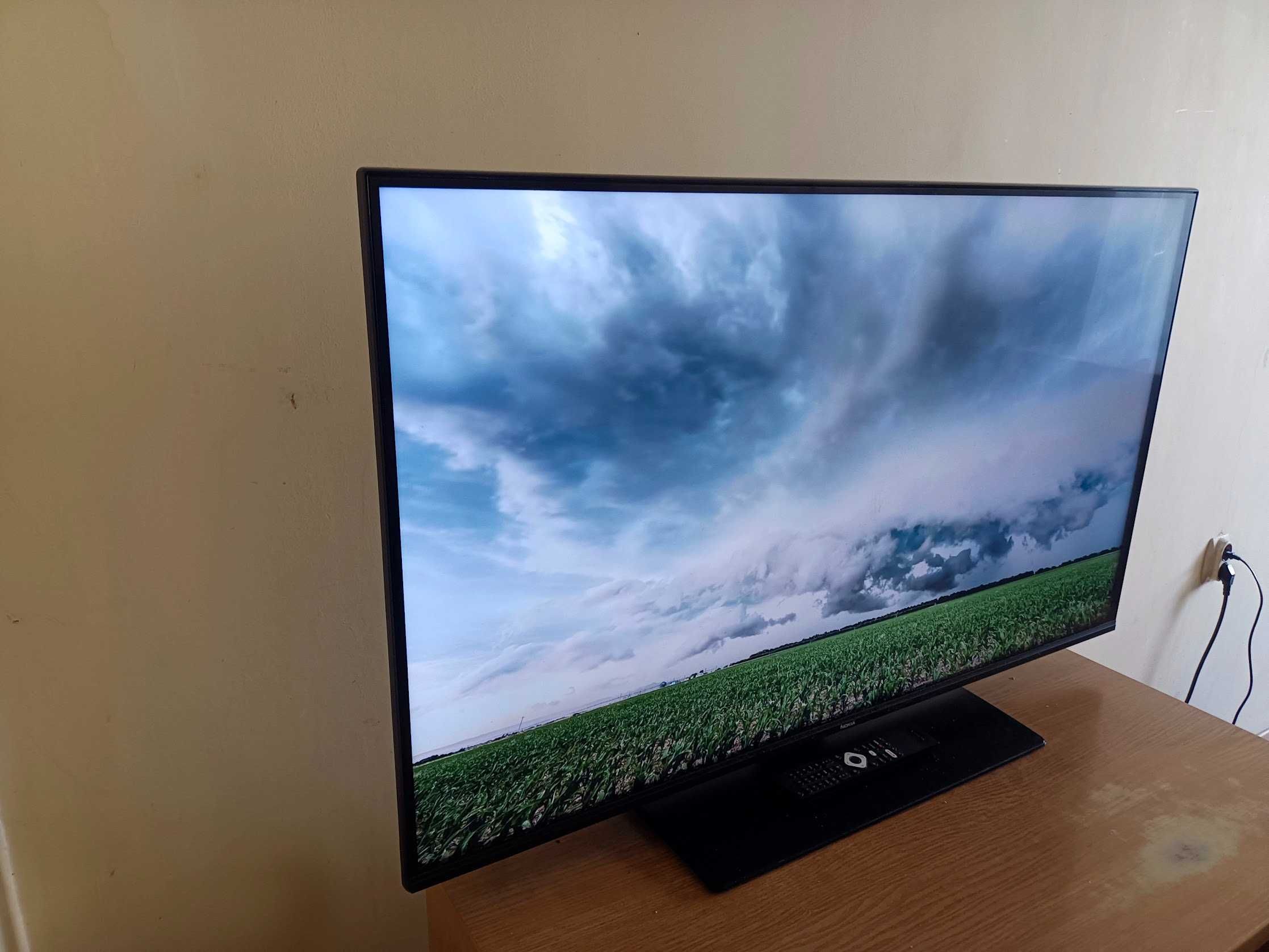 NOKIA Android SMART TV UNE43GV210 Перфектен Като Нов