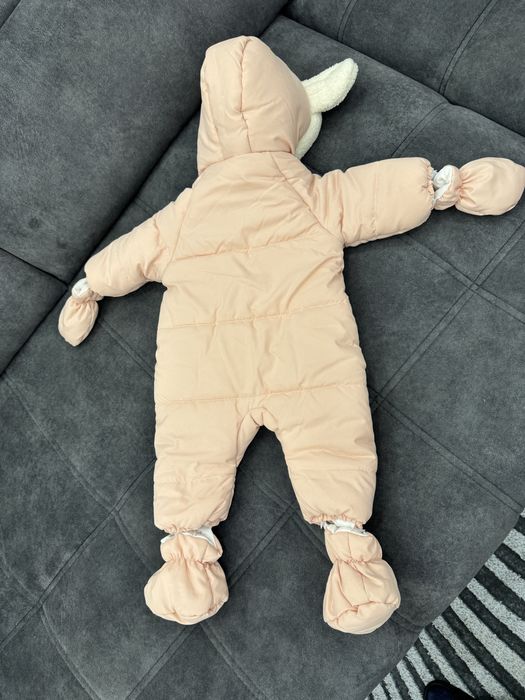 Космонавт за момиче