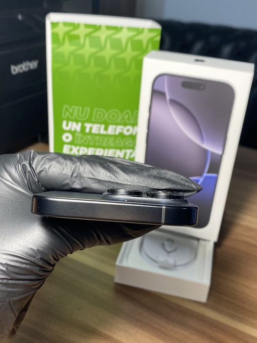 iPhone 16 Pro • 256 GB • Black Titanium