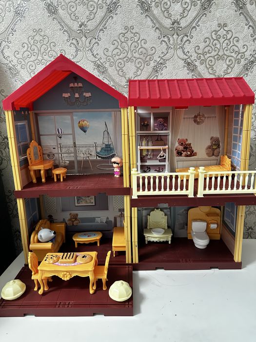 Продам кукольный домик