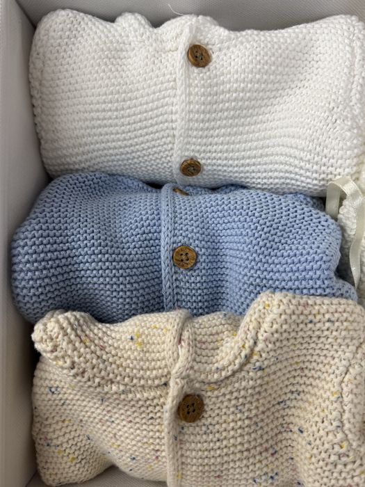 Бебешки жилетки Next, нови, без етикет