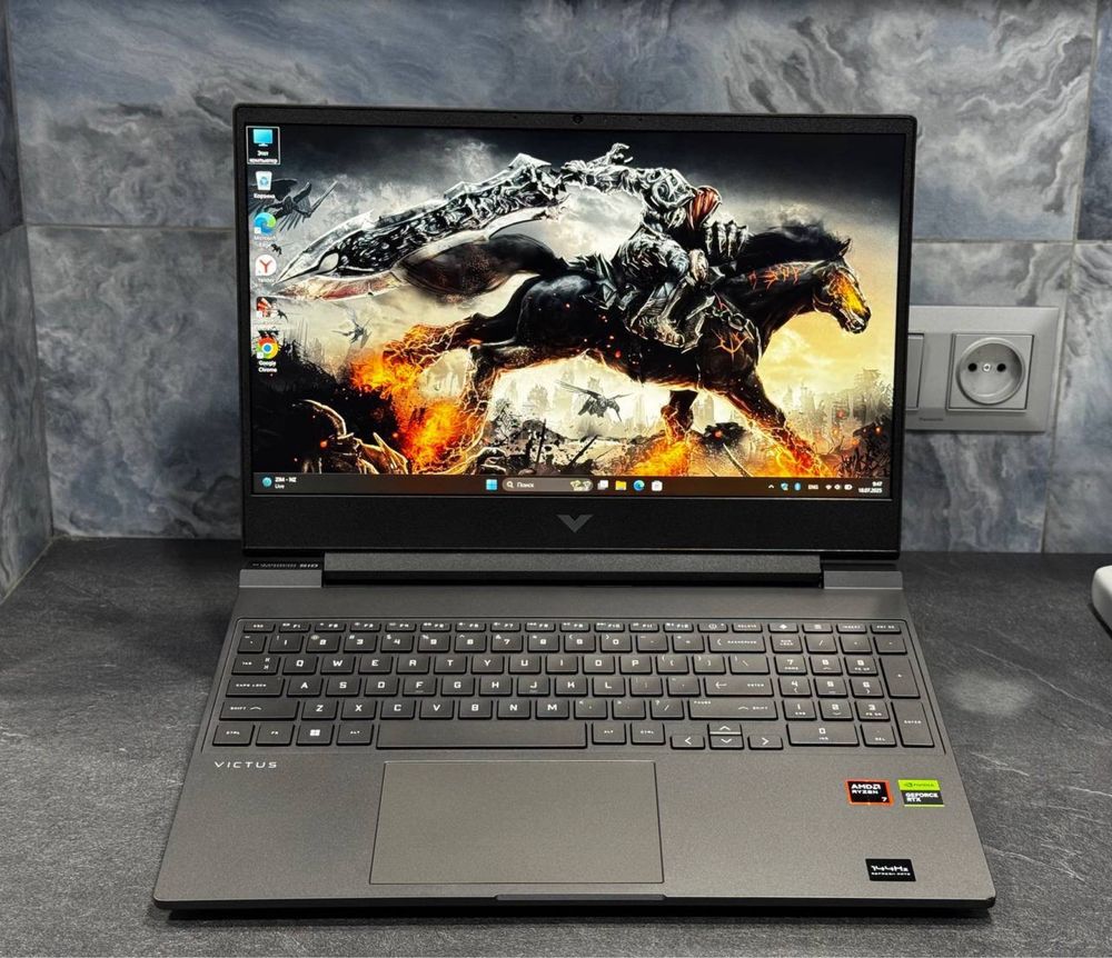 HP Victus 15 Ryzen 7 8845HS / 16 / 1Tb SSD NVMe/ RTX 4060 8 GB