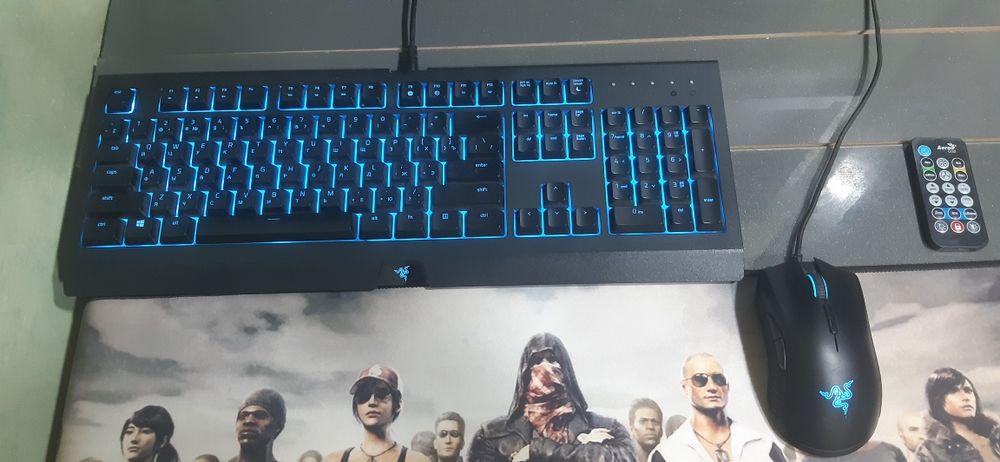 Продаётся  клавиатура  и мышка