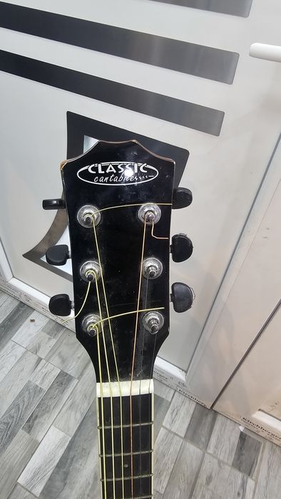 Chitare acustica in stare foarte buna 600lei