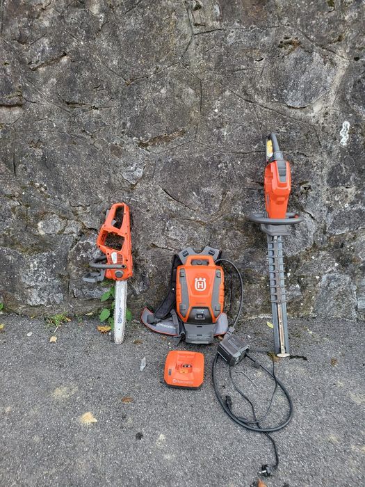 Set Husqvarna pe  acumulator