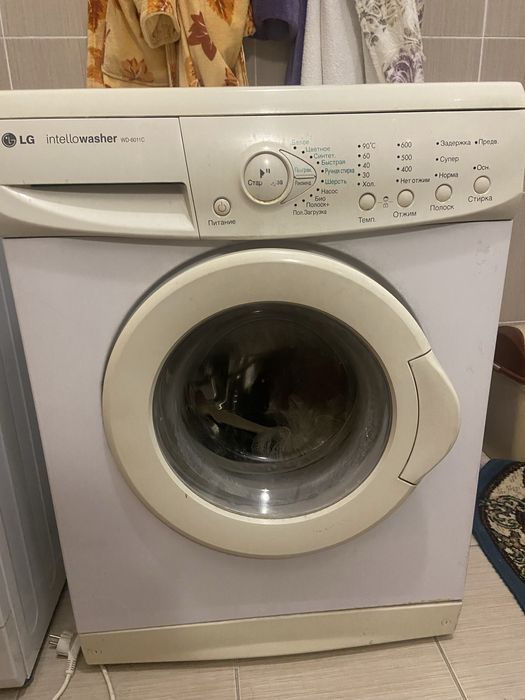 Продам стиральную машину