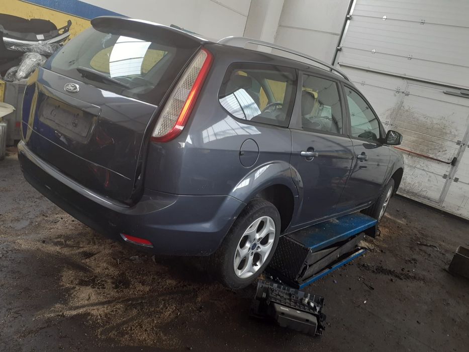 Piese ford focus 2 2010