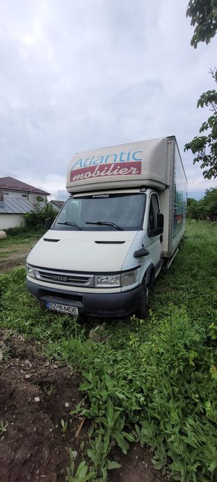 Vând Iveco daily