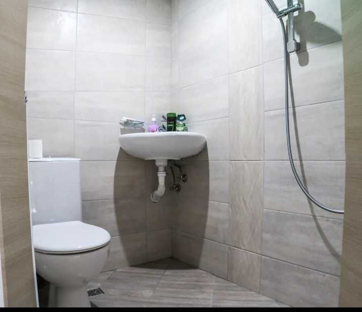 Дава се под наем Ателие в Варна, Гръцка махала - 36 кв.м за 700 € - Снимка #15