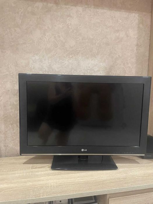 Телевизор б/у   LD  в хорошем состоянии