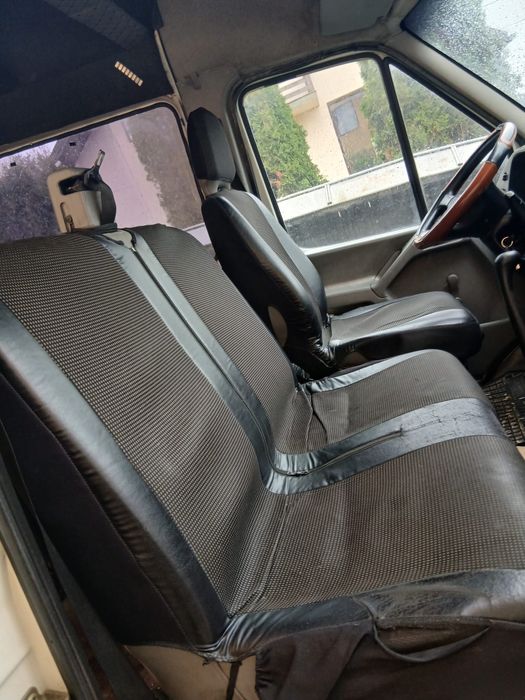 Vând Volkswagen LT 35 6 locuri