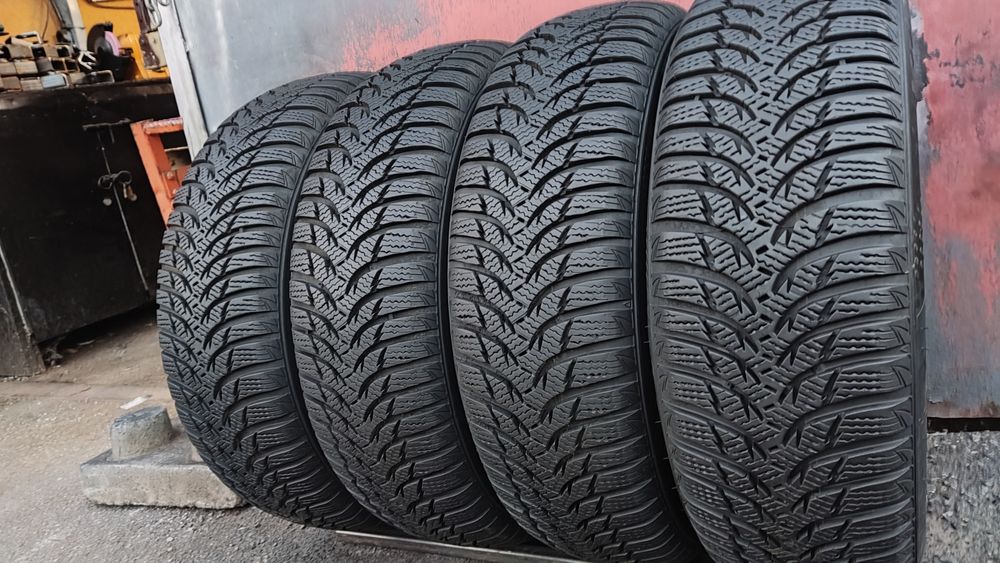 4бр. зимни гуми 185/65/15 Kumho Winter Craft 
dot22