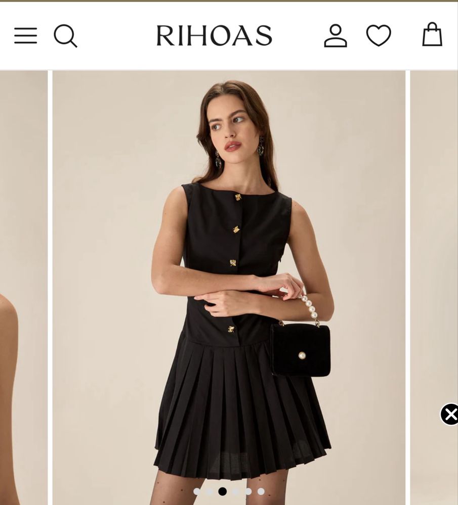 Rihoas черна къса рокля