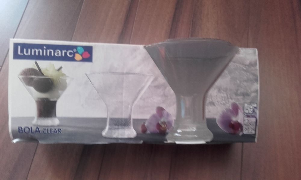 Set pahare pentru inghetata