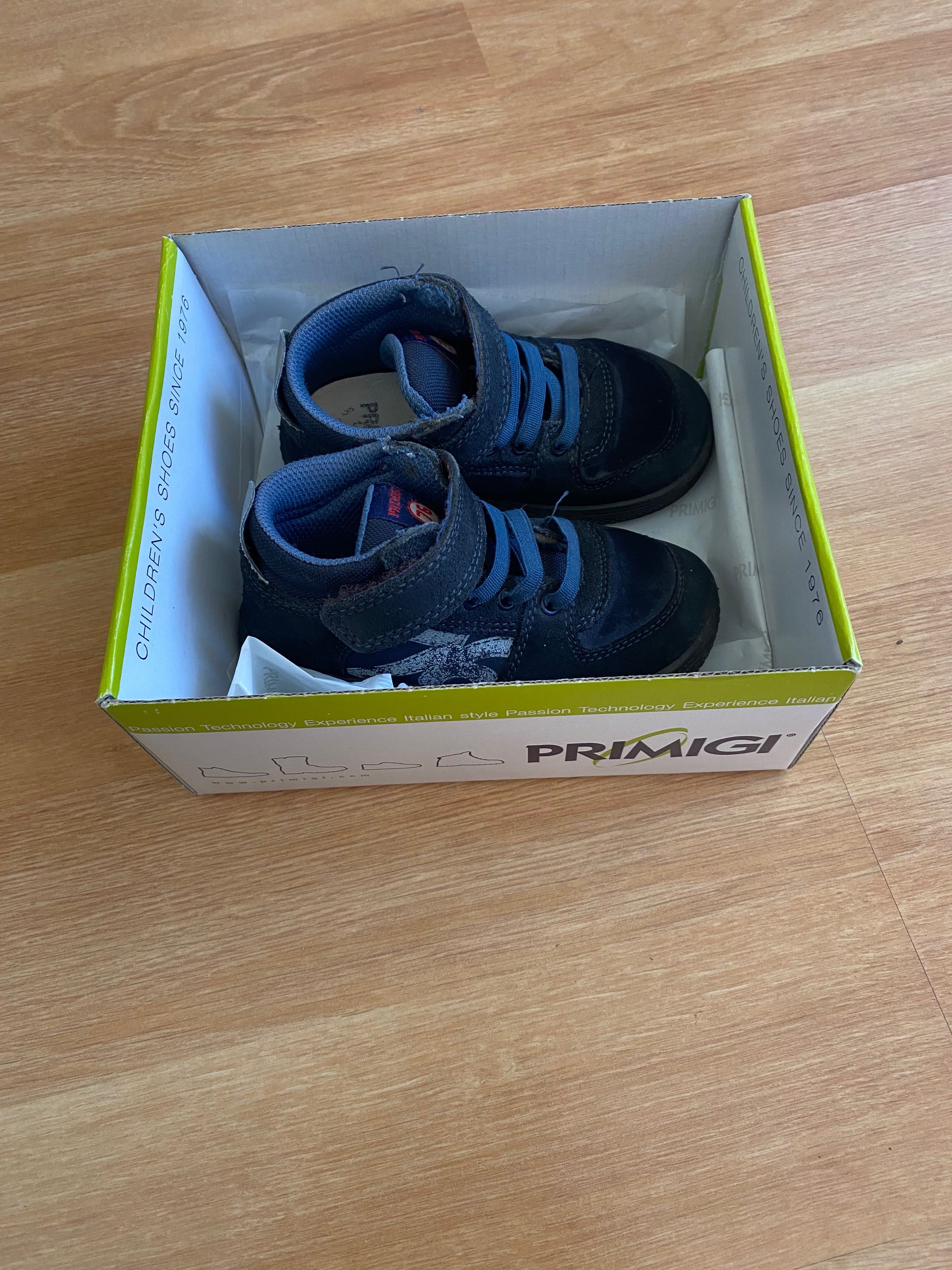 Детски обувки Primigi