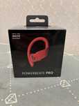 новые беспроводные наушники от Beats марка powerbeats pro