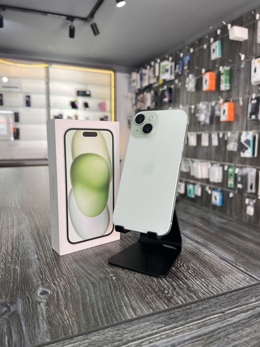 iPhone 15, 128GB, Green