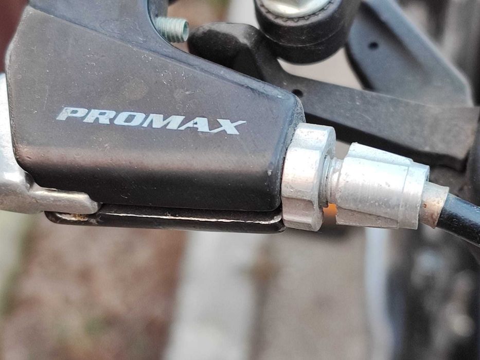 Bicicleta cadru aluminiu, ca noua, echipare Shimano suspensie multipla