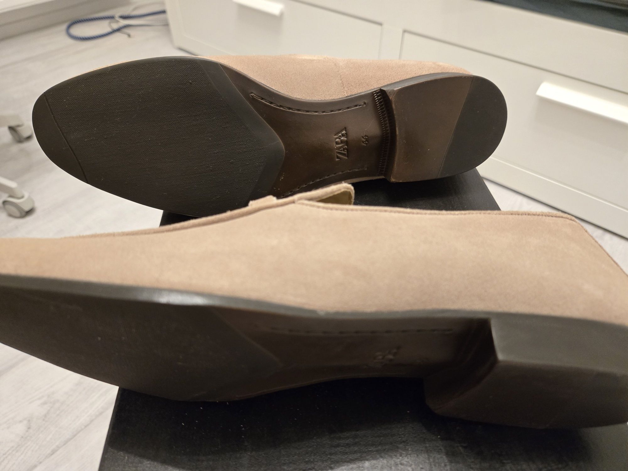 Mocasini noi piele intoarsa - marime 44