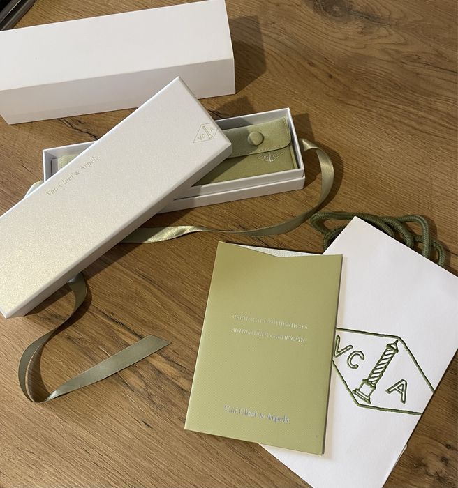 Van Cleef & Arpels - Bratara Silver & Gri