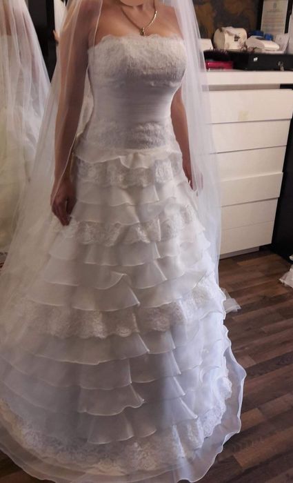 Vand rochie de mireasa