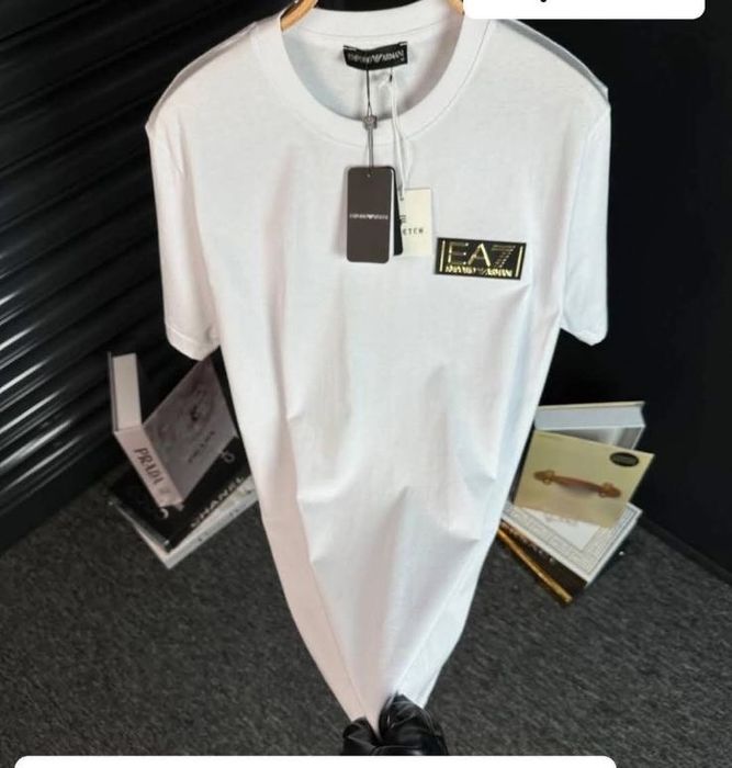 Налични мъжки тениски   Размери от С до 2ХЛ    Цена 28лв