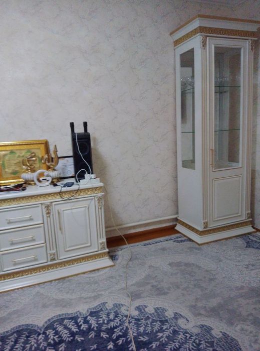 Mehmonxona uchun mebel