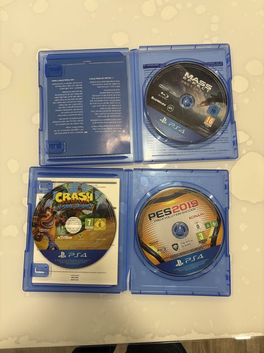 Playstation 4 PS slim 1 TB SSD hard