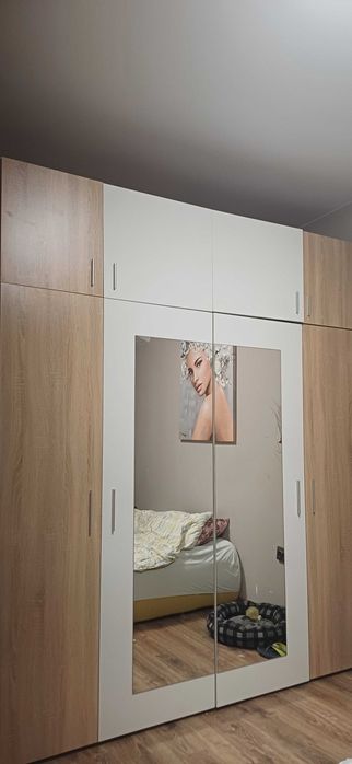 Продавам гардероб