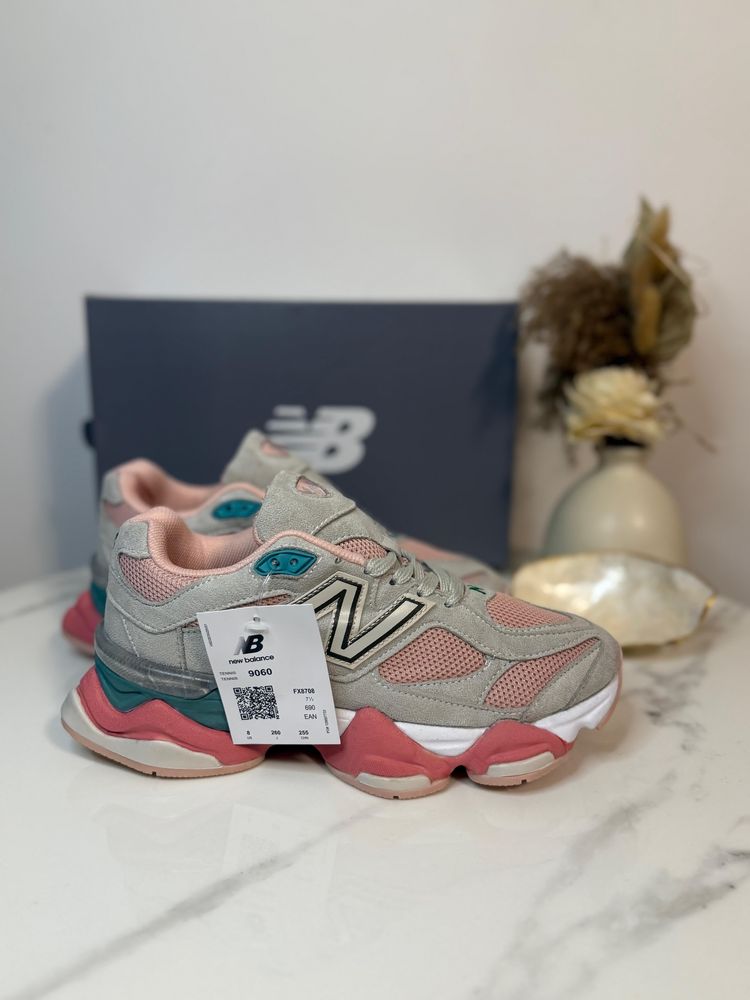 Adidasi New Balance 9060  Color