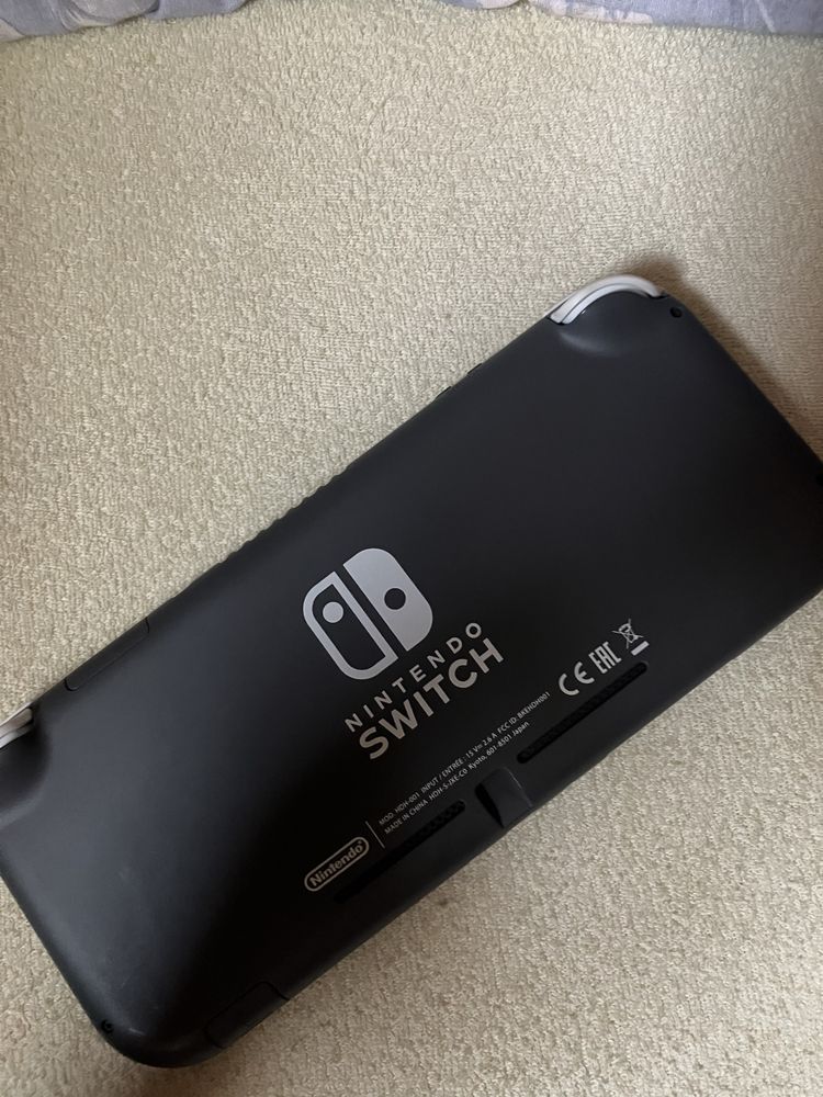 Nintendo switch lite