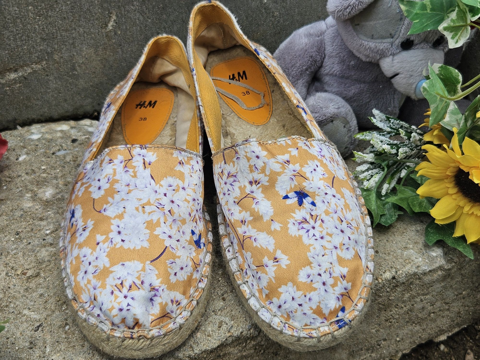 HM флорални еспадрили