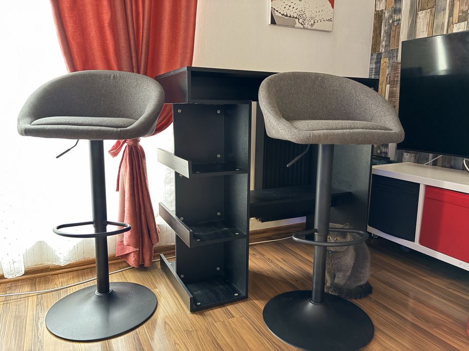 Masa inalta bar cu doua scaune de bar
