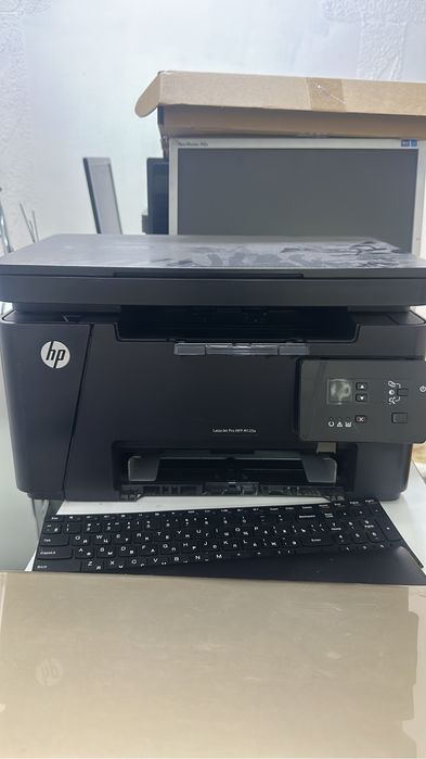 Продается принтер hp все работет четко